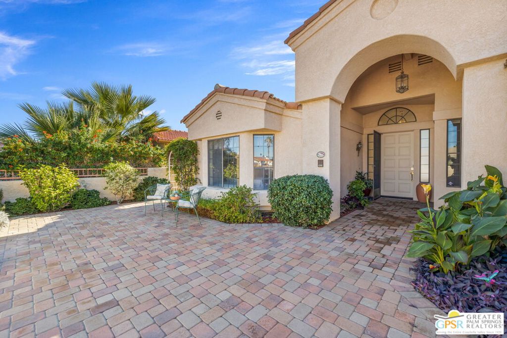 Palm Desert C.C. - Residential