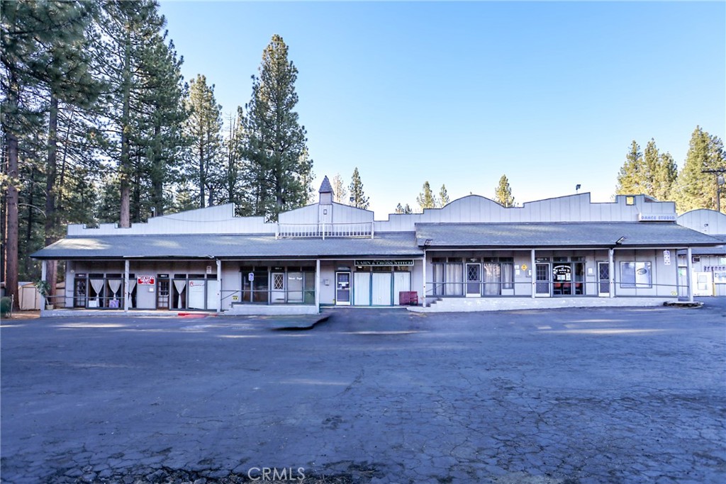 42180 Moonridge Road