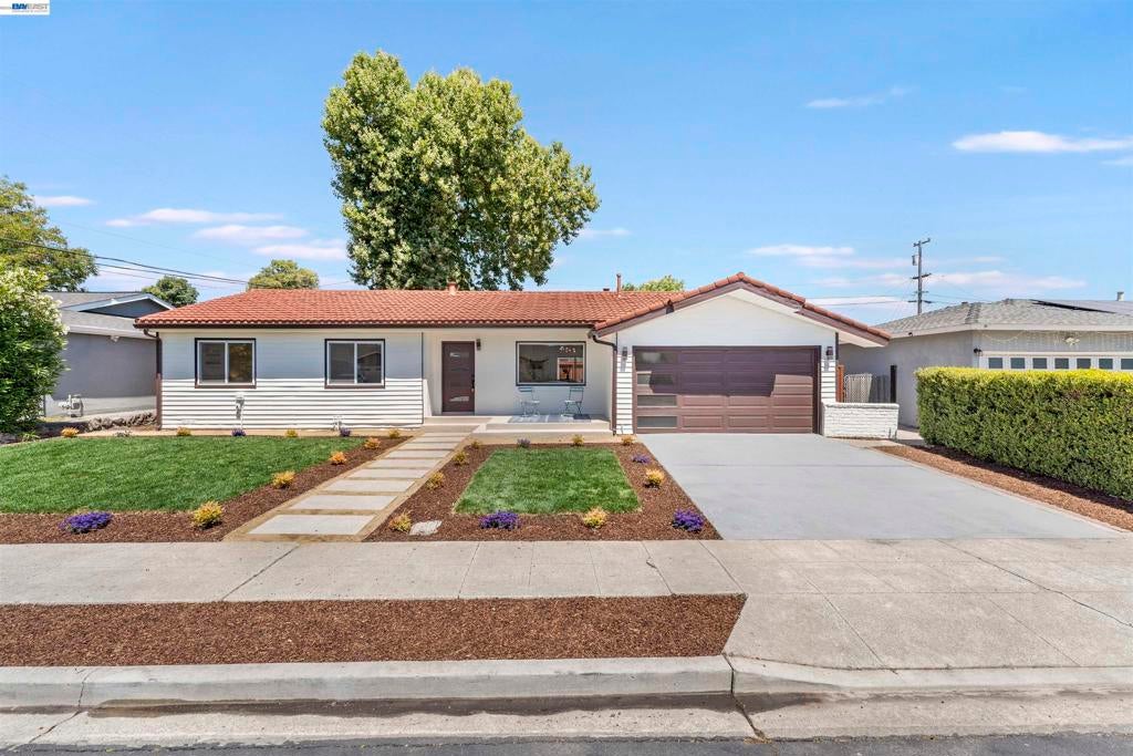 7832 Gardella Dr DR