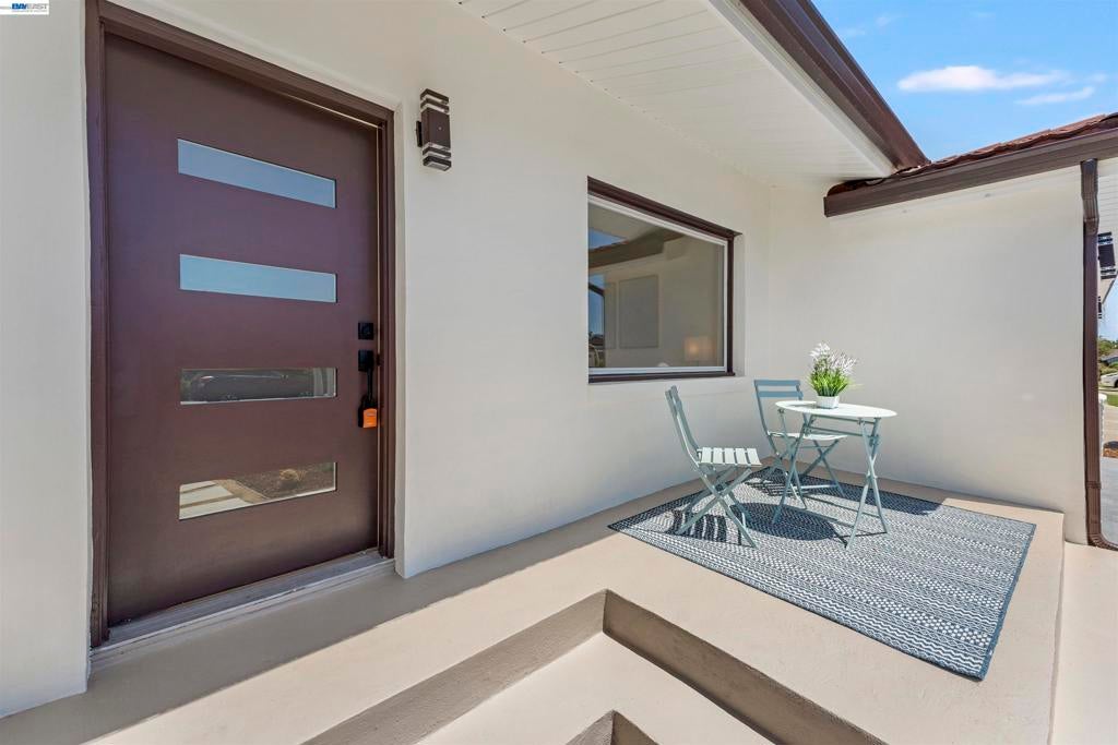 7832 Gardella Dr