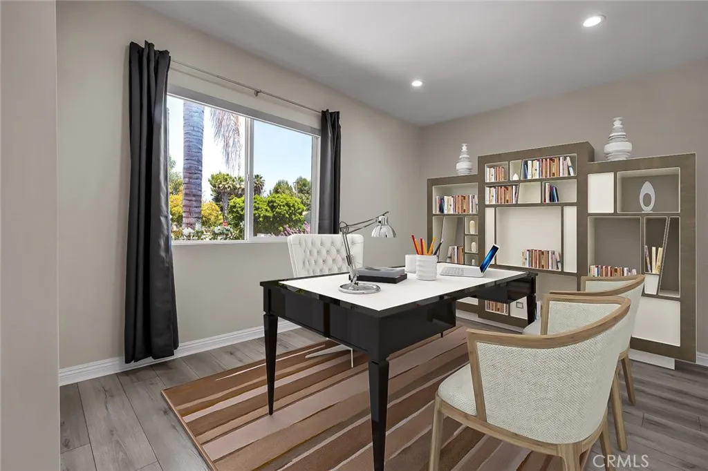 Encino, California 91316, United States, 4 Bedrooms Bedrooms, ,3 BathroomsBathrooms,Residential,Active,164511