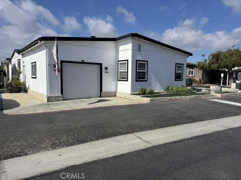 21851 Newland Street 232