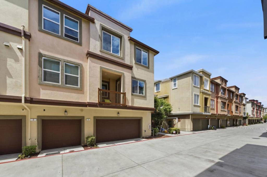 1011 Bellante Lane 1