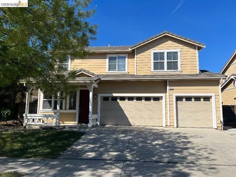 Photo of 193 Kayla Pl Pl, Brentwood, CA 94513 (MLS # 41128268)