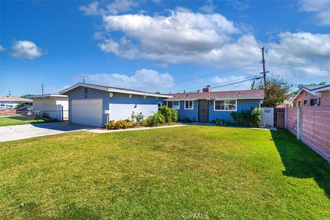 Photo of 13224 Sunnybrook Ln, La Mirada, CA 90638 (MLS # PW26059555)