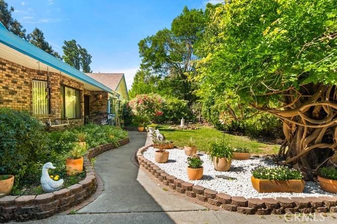 625 La Bonita Court