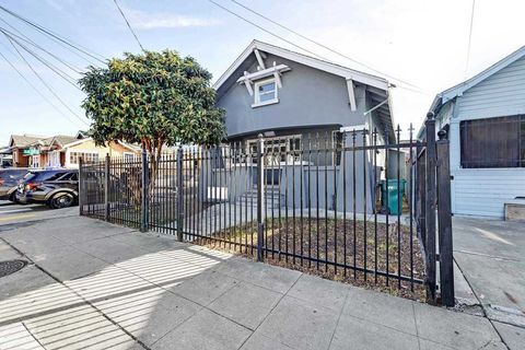 Photo of 1464 1464 35Th Ave, Oakland, CA 94601 (MLS # 41122535)