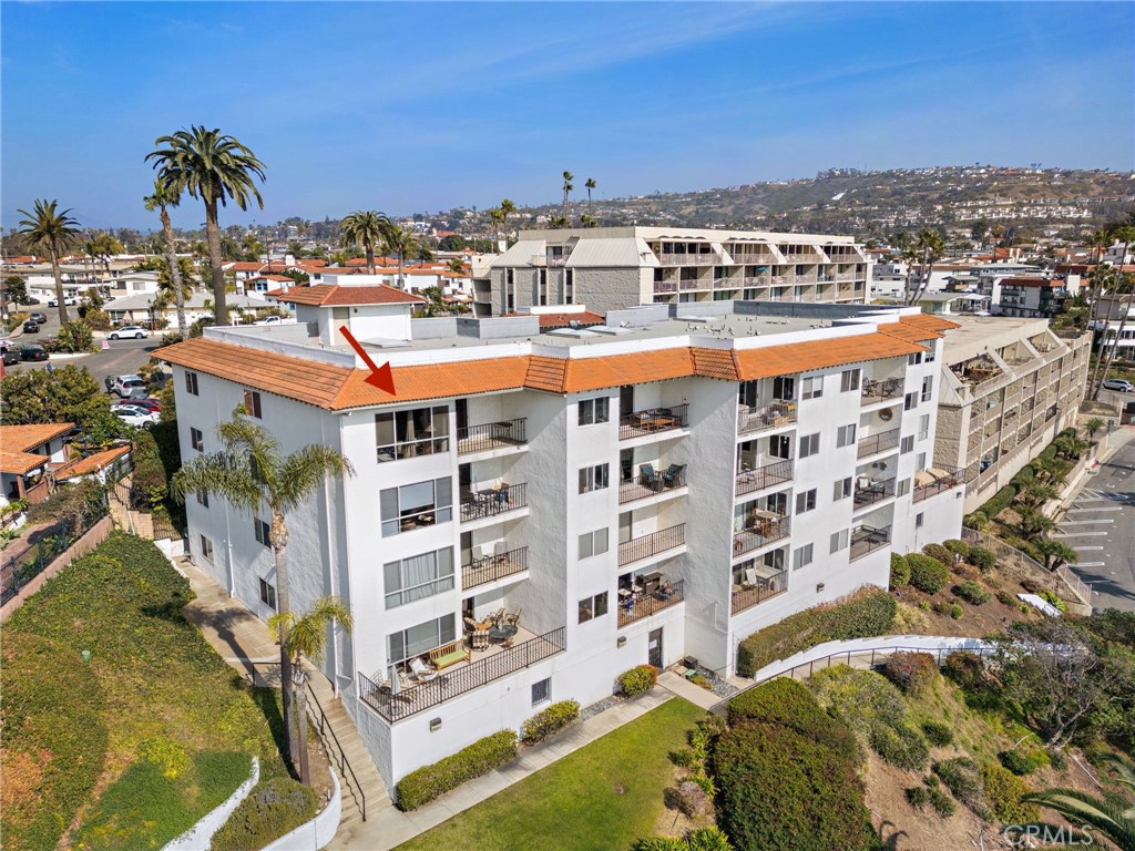 411 Avenida Granada 4F