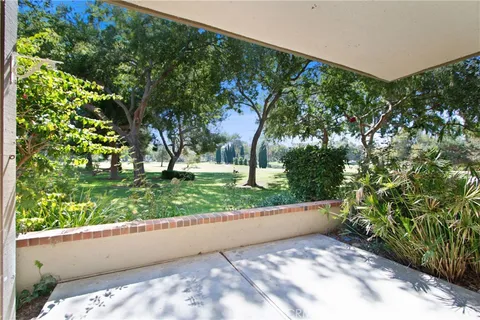 MLS: OC26093610