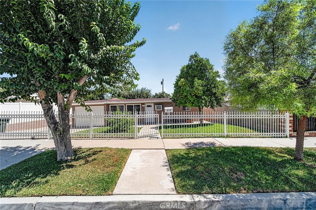 226 N Hambledon Avenue