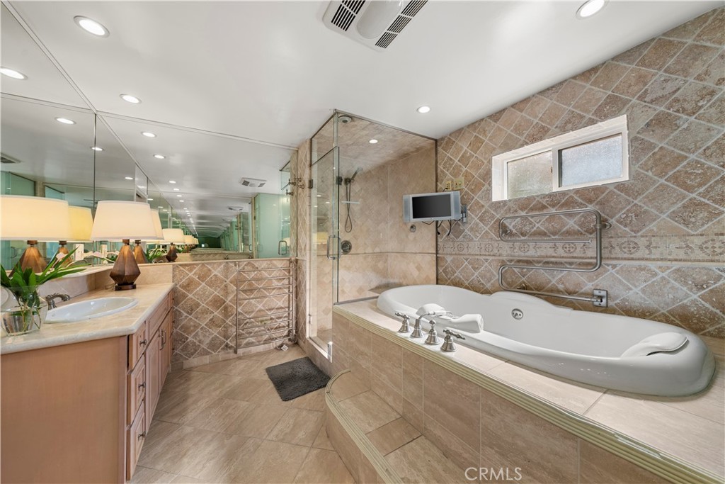 1509 Greenfield Avenue 106