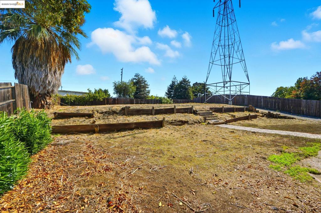 ANTIOCH - Residential