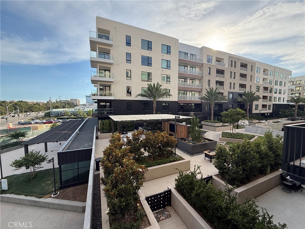 Discover modern sophistication and resort-style living in this beautifully appointed third-floor condominium at the coveted Lexington building in Central Park West. Offering 1 bedroom, 1.5 bathrooms, and 1,274 sq. ft., this residence combines timeless design, thoughtful upgrades, and vibrant community amenities—all in the heart of Irvine’s Financial District.
Step inside to an open-concept floor plan with expansive windows that frame sun-filled south-facing views, creating a bright and welcoming atmosphere throughout the day. The chef’s kitchen features sleek cabinetry, quartz countertops, premium stainless steel appliances, and an oversized island perfect for casual dining or entertaining.
The primary suite is a serene retreat with a spacious walk-in closet and a spa-inspired en-suite bathroom boasting dual vanities, a walk-in shower, and luxury finishes. A convenient guest powder room adds functionality, while in-unit laundry ensures everyday ease.
Additional highlights include high ceilings, smart-home technology, and a private balcony designed for enjoying warm Southern California evenings. One assigned parking spaces in the secured garage complete the package.
As a resident of Lexington, enjoy access to Central Park West’s premier amenities, including:
An 8,000 sq. ft. clubhouse and recreation center
A junior Olympic saltwater pool, spas, and private cabanas
Cutting-edge fitness facilities, yoga studio, and outdoor workspaces
Pickleball and basketball courts, BBQs, fireplaces, and entertainment lounges
Gated dog parks and beautifully landscaped grounds
Perfectly situated on the Irvine–Newport Beach border, this location puts you just minutes from John Wayne Airport, UCI, Fashion Island, South Coast Plaza, and major freeways. Steps from world-class dining and shopping, Lexington at Central Park West offers the perfect blend of luxury, convenience, and lifestyle.
Schedule your private tour today and experience the elevated living this rare south-facing gem has to offer.