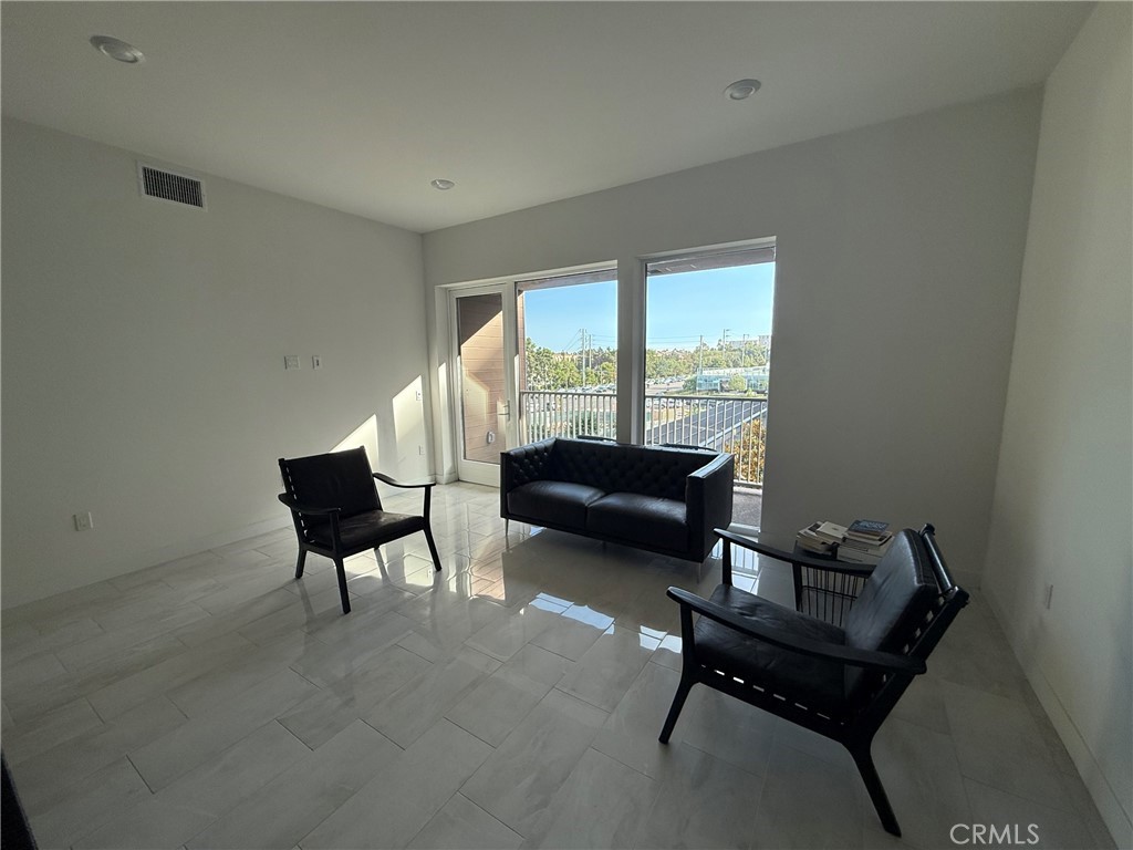 3311 rivington