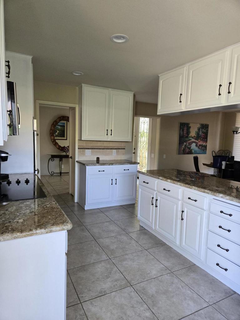 The Springs C.C. - Residential Lease