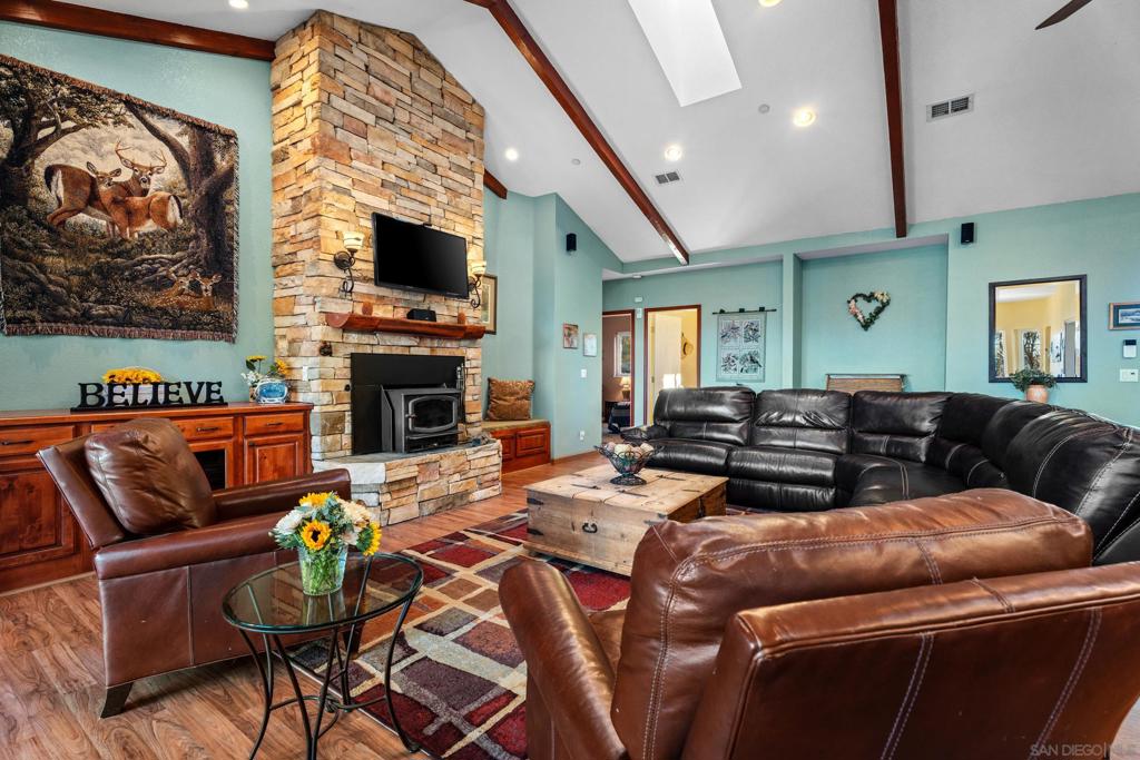4103 Pine Hills Rd