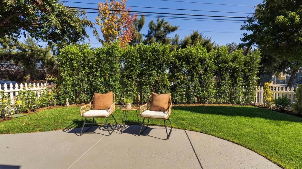 1425 California Drive