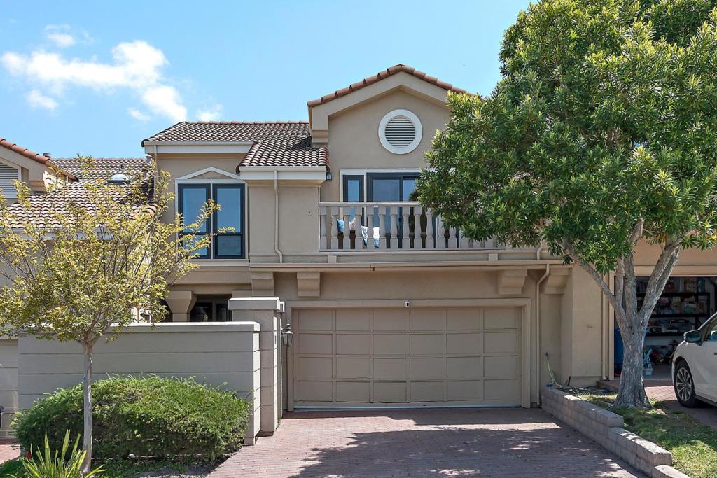 11 Mayflower Lane 242