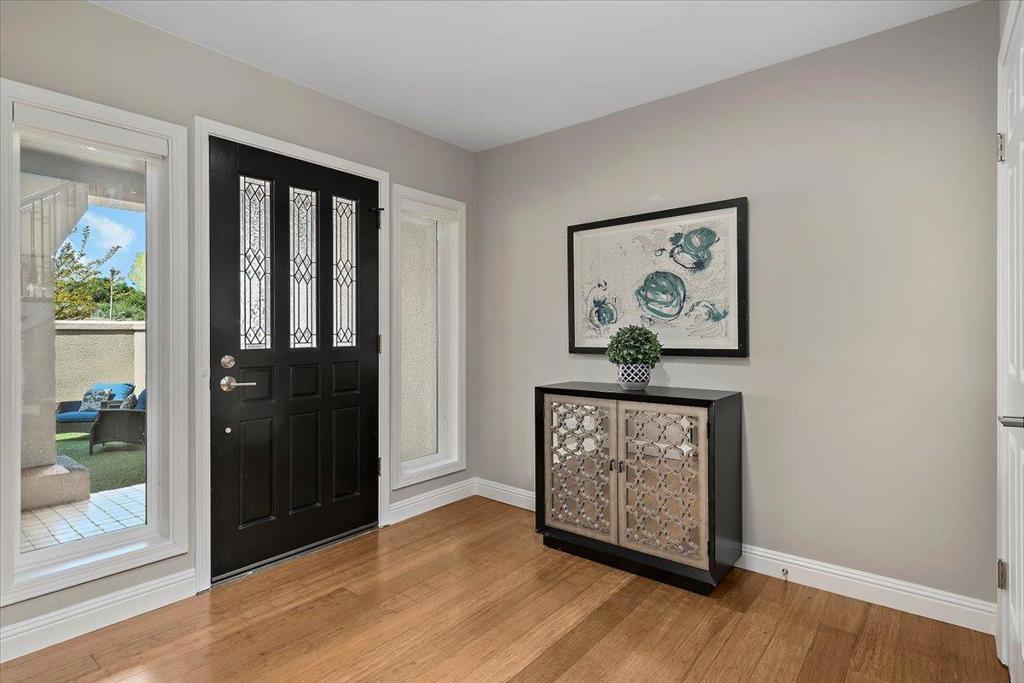 11 Mayflower Lane 242