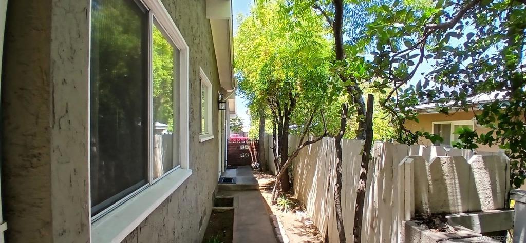 Del Cerro - Residential Lease