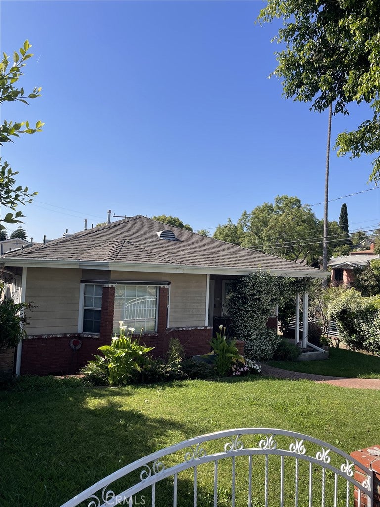 900 E Alpha Street