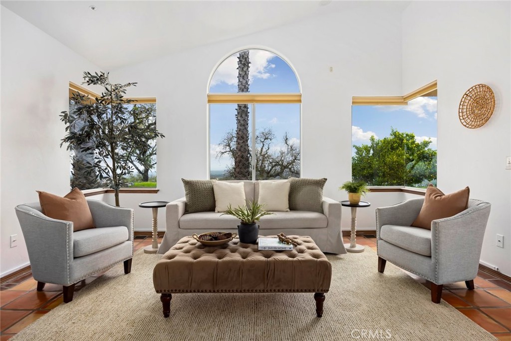 PROPERTIES 1030 Redondo Lane