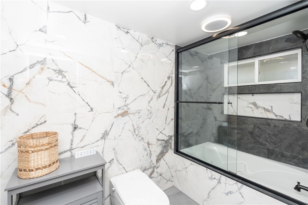 N/A - Residential Lease