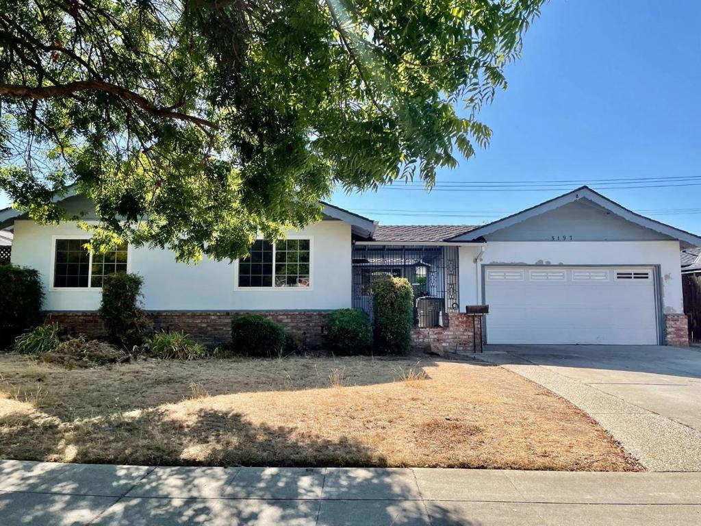Location! Location! and Top-Rated Schools! This home is located in the highly desirable Cambrian Neighborhood located in the heart of Silicon Valley. Come make it your own and add the personal touches YOU choose! 4BD/2BTH/1598sf - Extra's include dual pane windows, copper piping throughout, roof w/solar panels, huge backyard with deck & pool, AC & newer furnace, large separate laundry room, two-car garage w/opener, gated entrance with courtyard, huge eat-in kitchen w/formal dining room, fireplace in living room, original hardwood floors. Minutes to schools, parks, shopping and freeways 85 & 880.