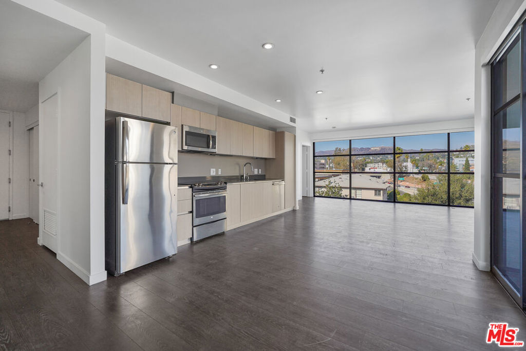 ** 1 MONTH FREE ON A 14 MONTH LEASE IF MOVE-IN WITHIN 1O DAYS **WASHER/DRYER**CENTRAL A/C**PET FRIENDLY**BEAUTIFUL COMMUNITY**PRIVATE PARKING GARAGE**ON-SITE GYM** Live in the heart of it all at 5800 Harold Way, where modern comfort meets the dynamic energy of Hollywood! This beautifully designed apartment features high ceilings, sleek hardwood floors, and a private balcony with stunning views. The chef's kitchen is a showstopper with stainless steel appliances, including a refrigerator, dishwasher, microwave, and garbage disposal, while spacious walk-in closets provide all the storage you could need. Stay comfortable year-round with ceiling fans and enjoy the convenience of an in-unit washer and dryer. Situated in one of Hollywood's most sought-after neighborhoods, you'll be steps from iconic attractions like the Hollywood Walk of Fame, the Dolby Theatre, and the TCL Chinese Theatre. Explore nearby Sunset Boulevard for its buzzing nightlife, unique cafes, and live music venues, or enjoy outdoor activities at Runyon Canyon and Griffith Park, both just minutes away. Commuters will love the easy access to public transit and major freeways, making every corner of Los Angeles within reach. This is more than just an apartment it's a lifestyle. Schedule your tour today and discover your perfect Hollywood home! PHOTOS MAY VARY - $50 extra for 2 Parking Spaces - E/V Parking Available** MULTIPLE UNITS AVAILABLE - SCHEDULE A SHOWING TODAY! **1 MONTH FREE ON A 14 MONTH LEASE IF MOVE-IN WITHIN 1O DAYS **