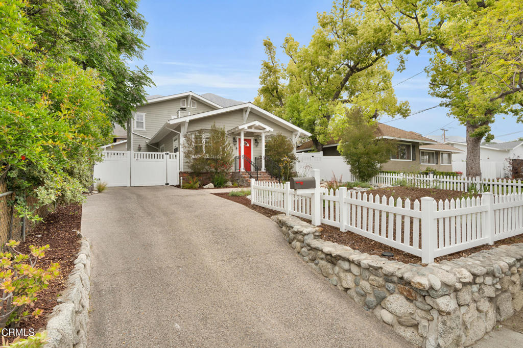383 W Grandview Avenue