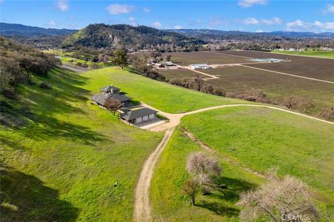Tiny photo for 5840 Rocky Canyon Rd, Atascadero, CA 93422 (MLS # SC26003240)