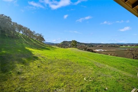 Tiny photo for 5840 Rocky Canyon Rd, Atascadero, CA 93422 (MLS # SC26003240)