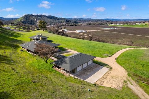 Tiny photo for 5840 Rocky Canyon Rd, Atascadero, CA 93422 (MLS # SC26003240)