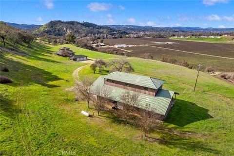 Tiny photo for 5840 Rocky Canyon Rd, Atascadero, CA 93422 (MLS # SC26003240)