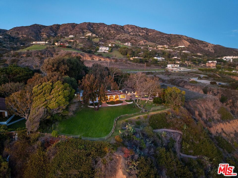 32752 Pacific Coast Highway