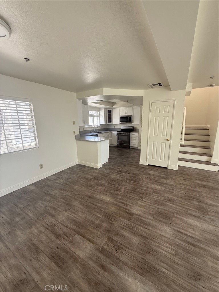 Park Tustin (PRKT) - Residential Lease