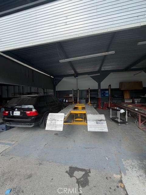 5636 W Adams Boulevard