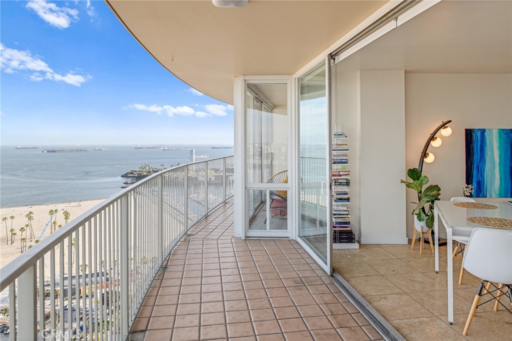 Alamitos Beach (AB) - Residential Lease