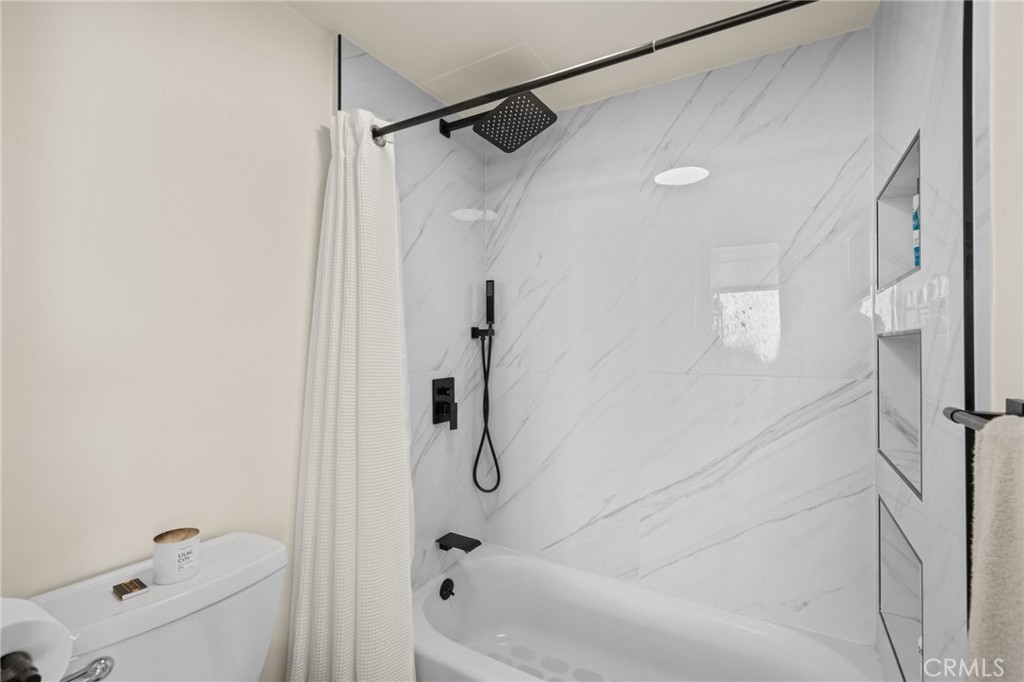 Alamitos Beach (AB) - Residential Lease