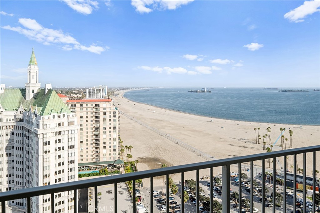 Alamitos Beach (AB) - Residential Lease