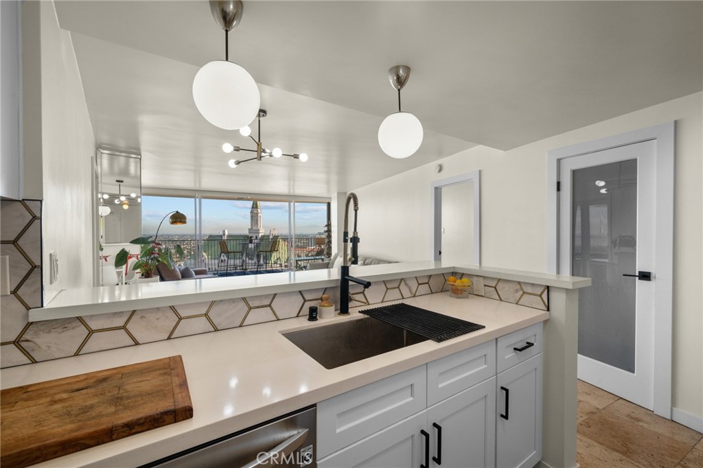 Alamitos Beach (AB) - Residential Lease
