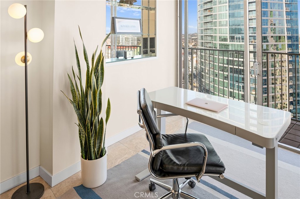 Alamitos Beach (AB) - Residential Lease