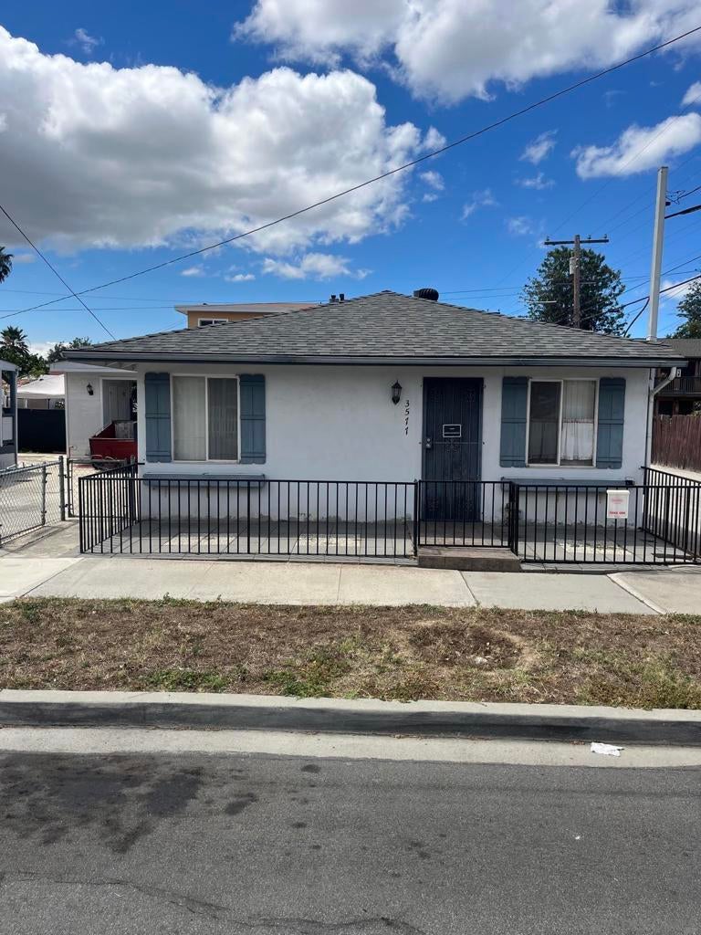 3577 85 Landis St.