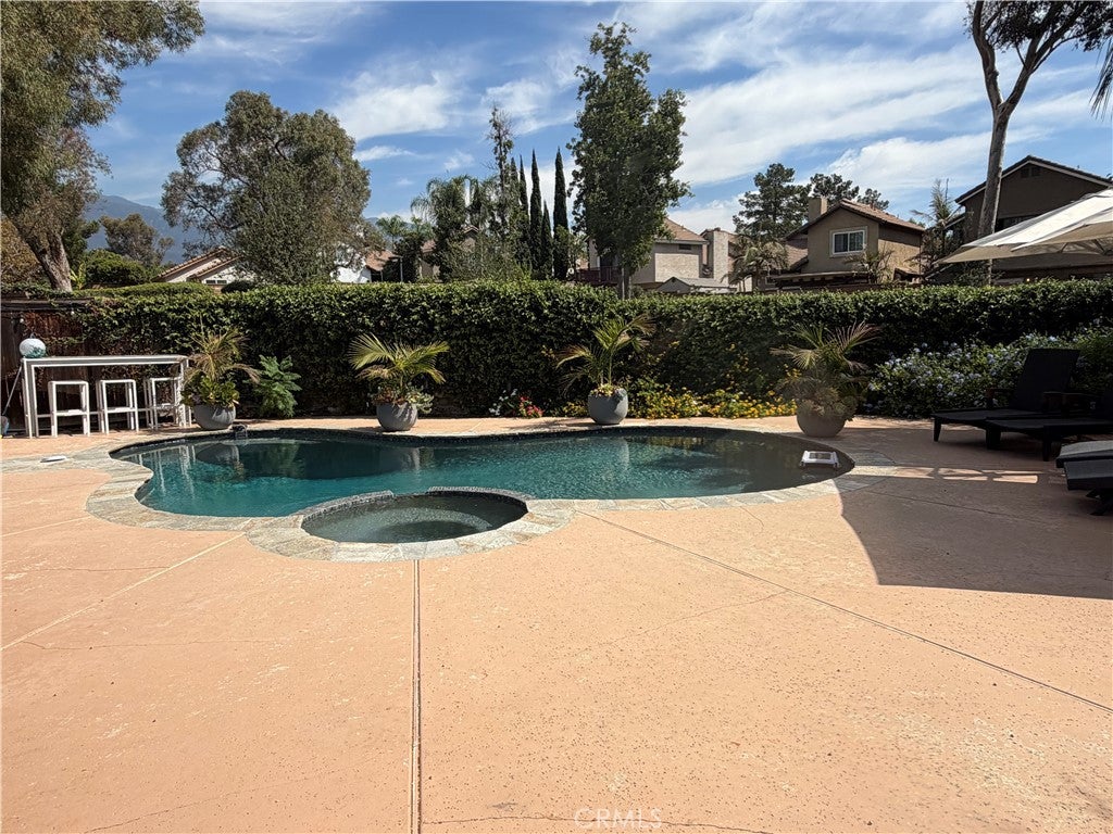 11098 Piedmont
