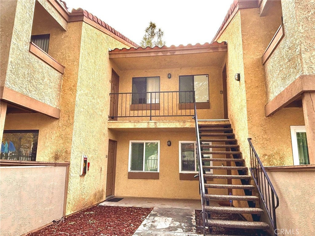 1110 W Blaine Street 102