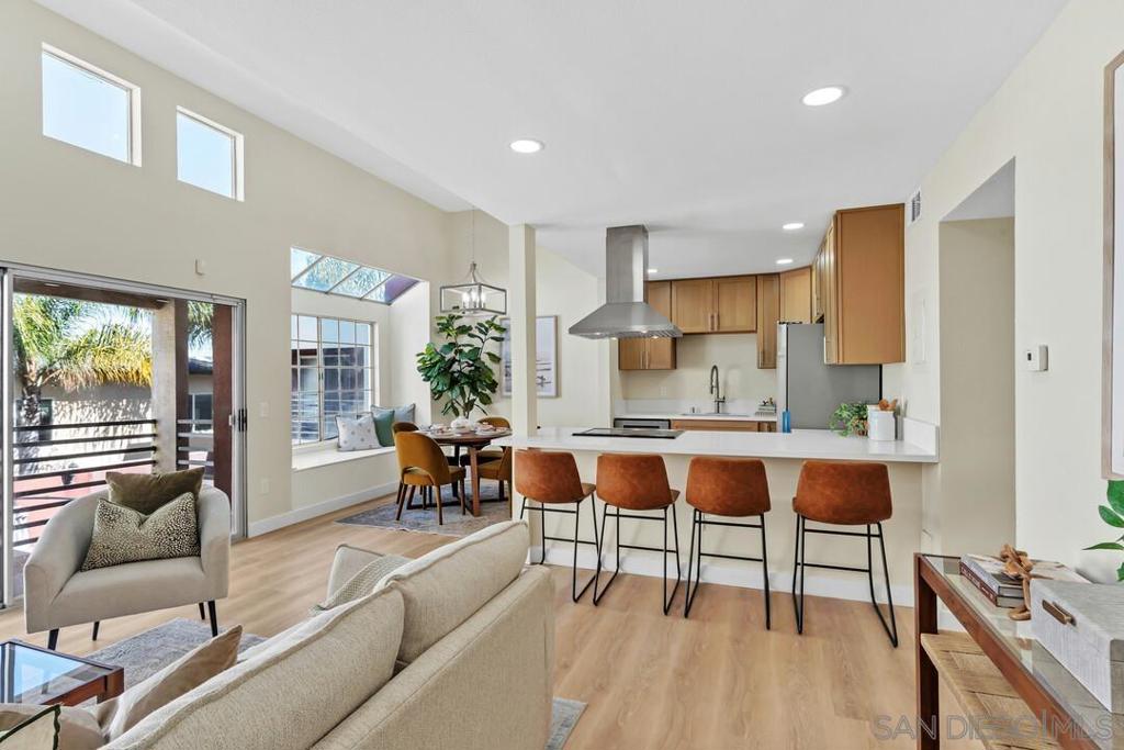 832 13th St G
