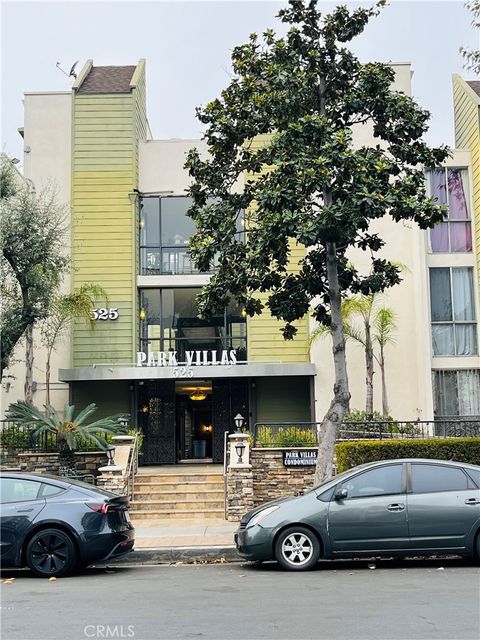 Photo of 525 S Ardmore Avenue #237, Los Angeles, CA 90020 (MLS # SR26089601)
