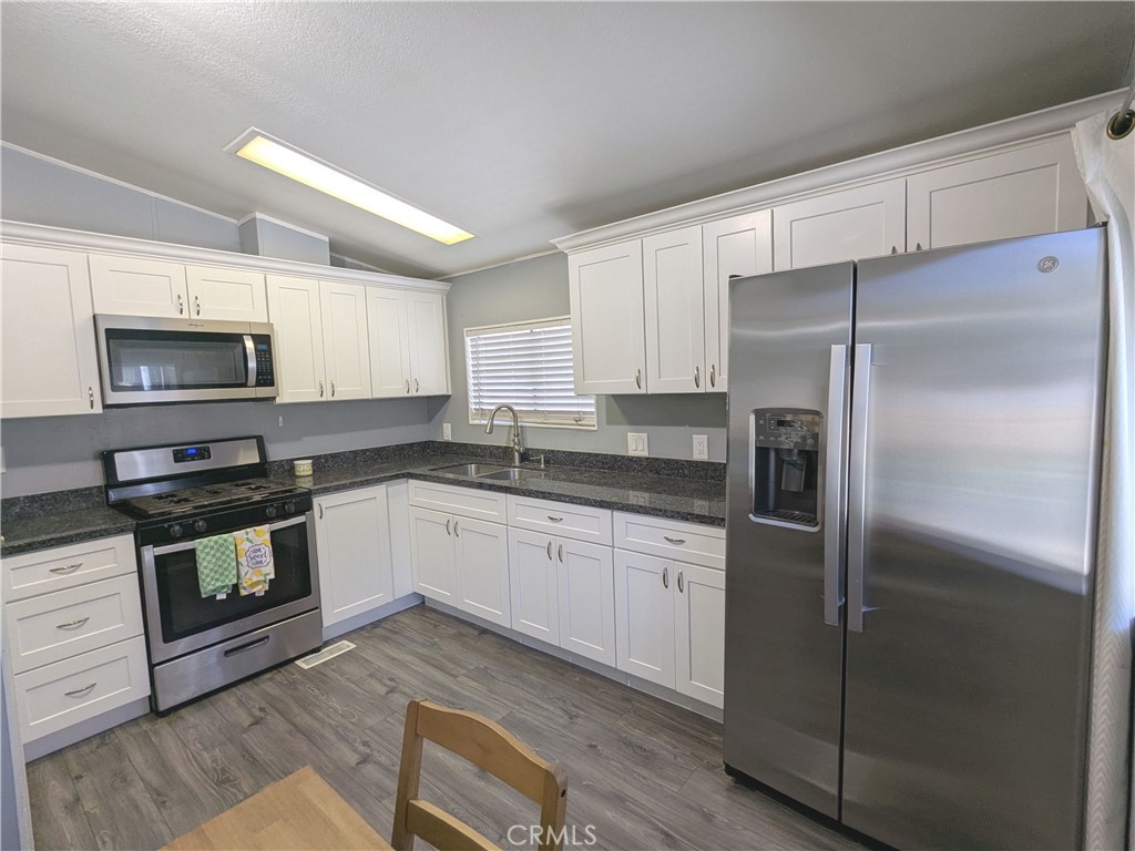21515 Placerita Canyon 26