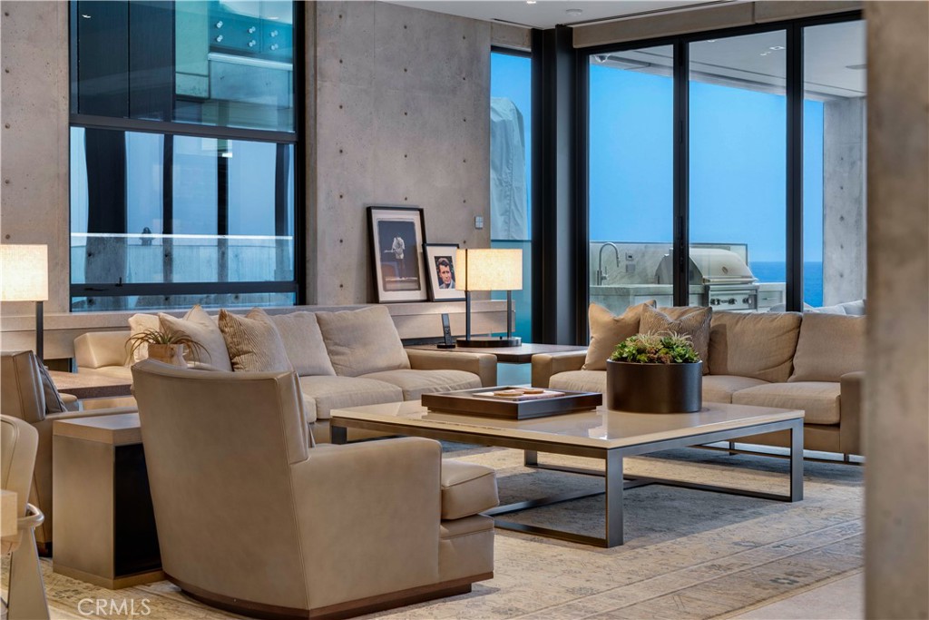 Beach Road Custom (BR) - Residential