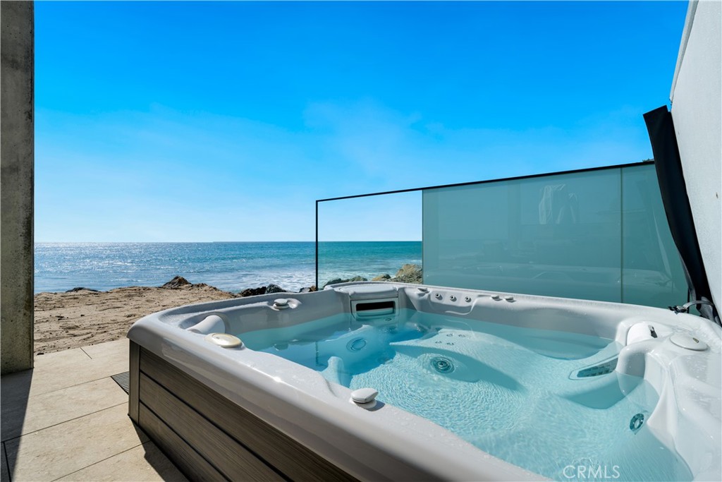 Beach Road Custom (BR) - Residential